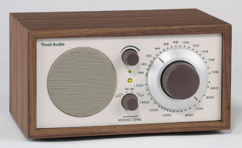 Tivoli Radio Model One walnuss/beige   Ausverkauft